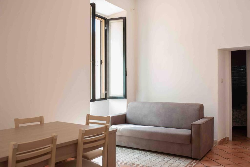 Leopardi Apartment 7 Альгеро Экстерьер фото