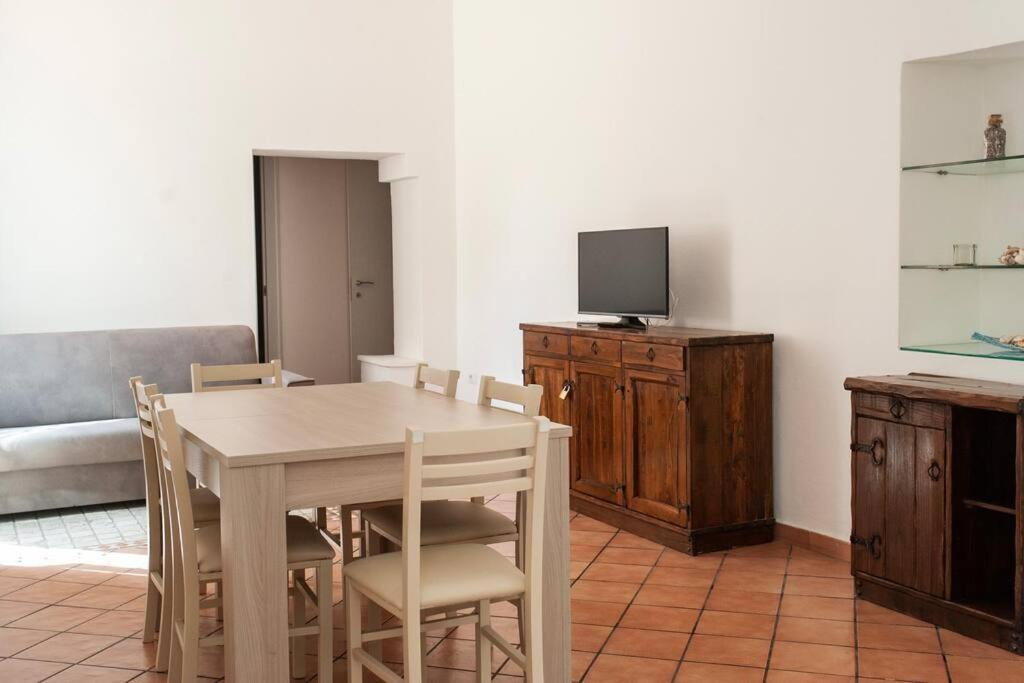 Leopardi Apartment 7 Альгеро Экстерьер фото